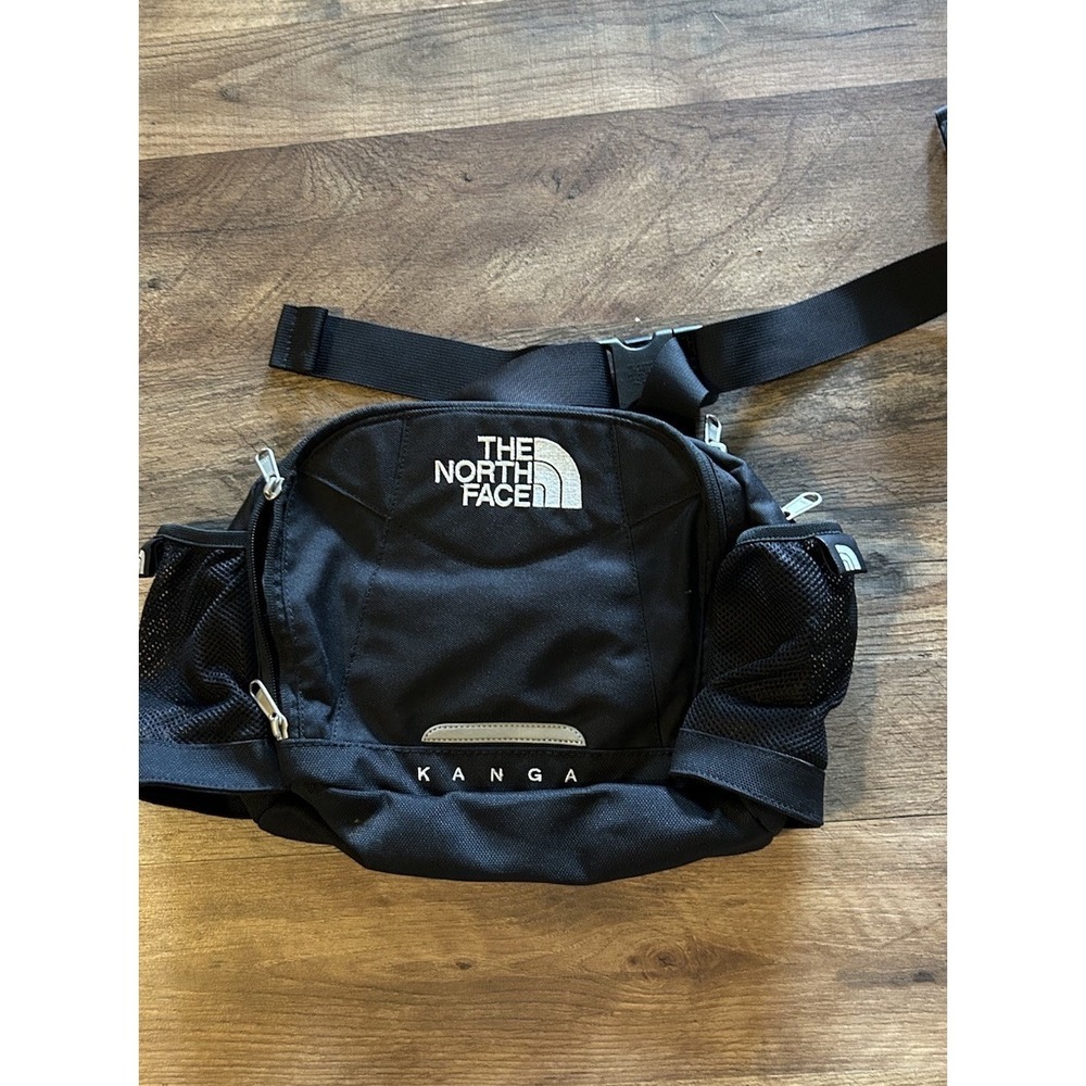 The North Face Kanga Sling Black Utility Fanny Pack Travel Multi Pocket Pack
